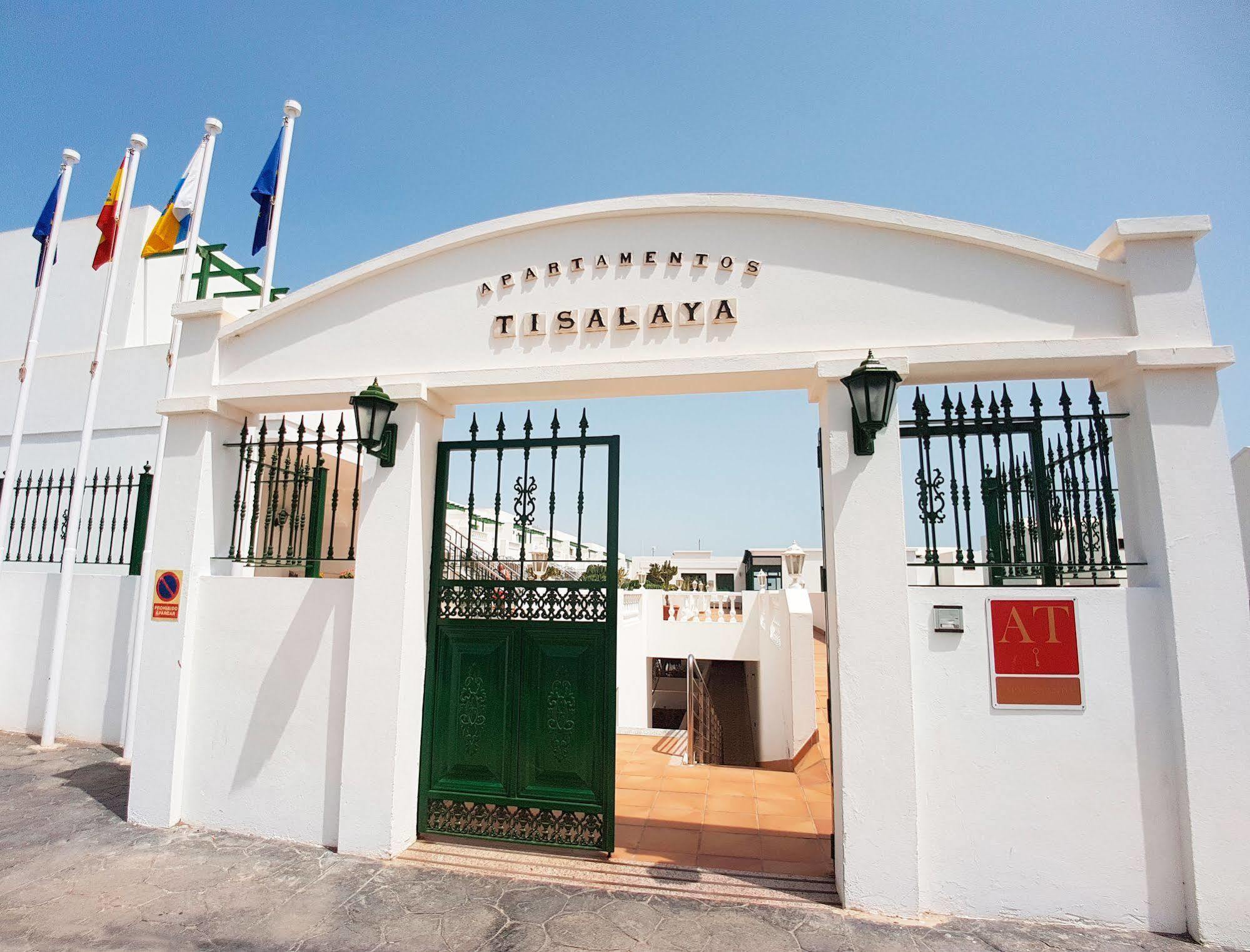 Apartamentos Tisalaya ปูแอร์โตเดลคาร์เมน ภายนอก รูปภาพ